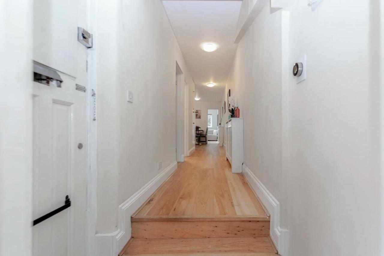 3 Bedroom Garden Flat - Central Location Londres Exterior foto